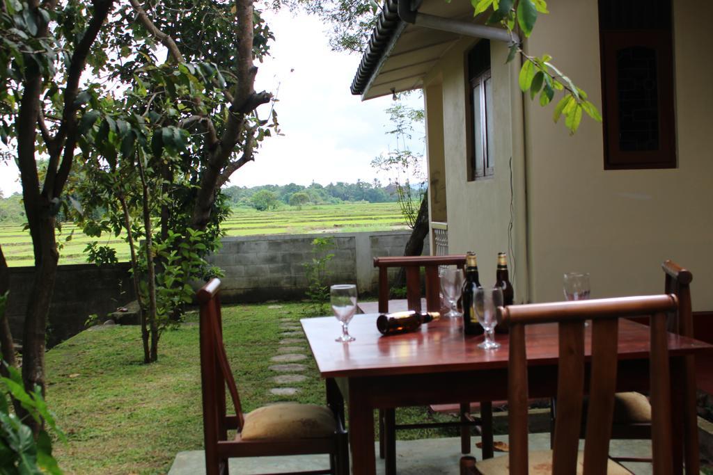 Sunshine Tourist Rest Hotel Anuradhapura Ngoại thất bức ảnh