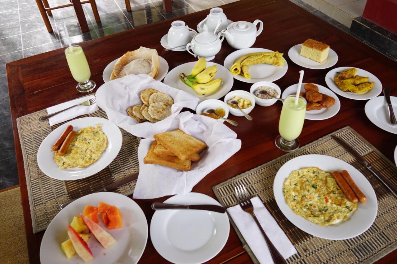 Sunshine Tourist Rest Hotel Anuradhapura Ngoại thất bức ảnh
